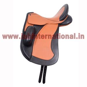 Dressage saddle
